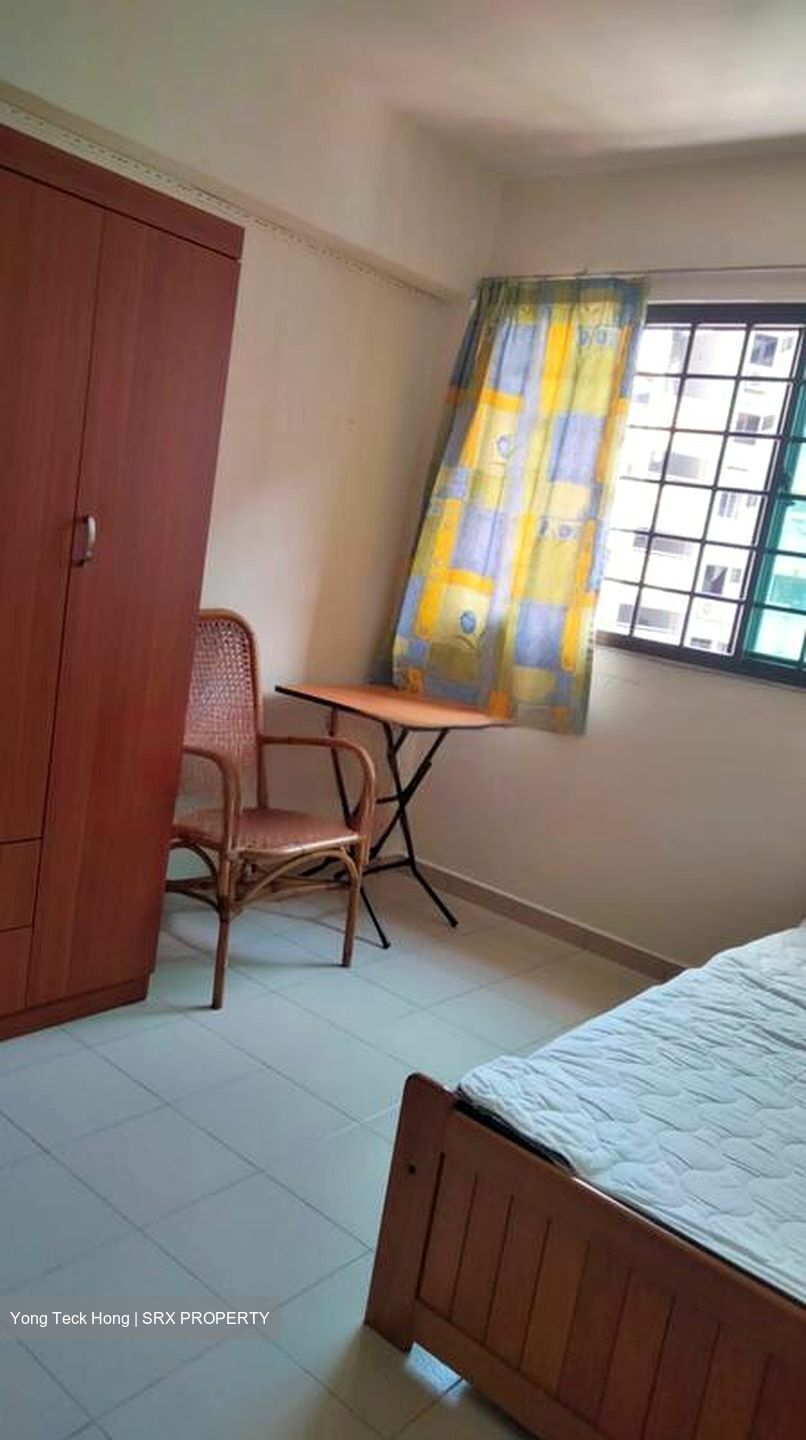 Blk 241 Bukit Batok East Avenue 5 (Bukit Batok), HDB 4 Rooms #440330601